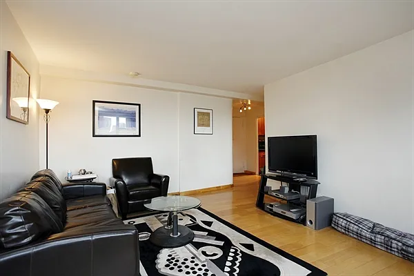Sold by Citi Habitats | media 3