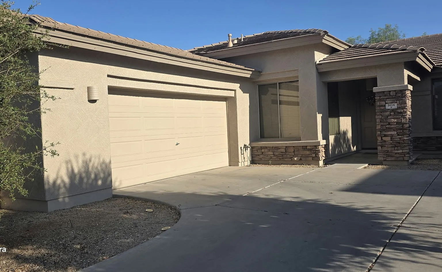 3 bed, 1850 sqft, $2,400 — Photo 1