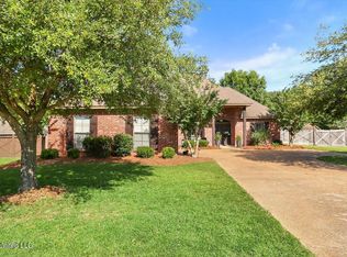 903 Belle Oak Cv, Brandon, MS 39042