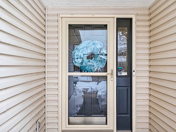 5th image of 776 Tall Timber Dr