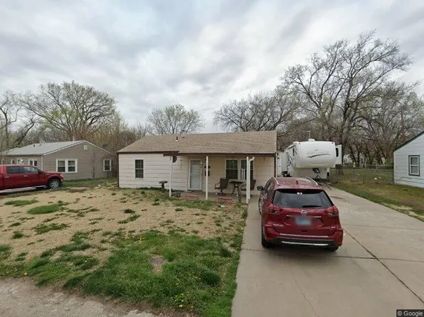 4633 S Hemlock Ave, Wichita, KS 67216