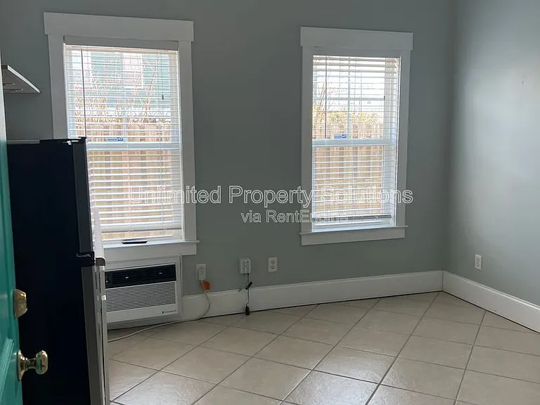 700 Ocean Blvd #1 — Photo 8