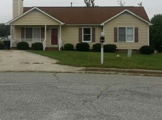 12 Kelly Ct, Greensboro, NC 27401