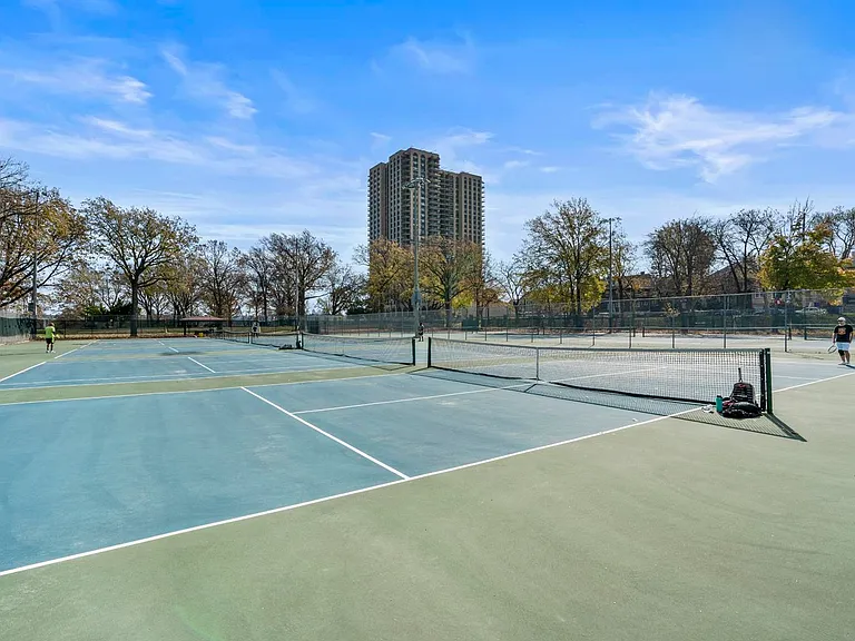 7855 Boulevard E #6L — Photo 18