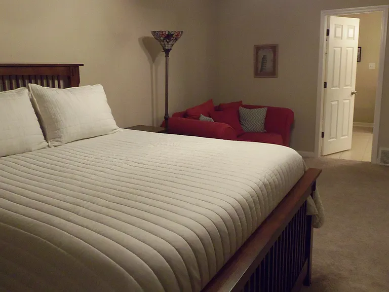 140 Center Springs Dr — Photo 12