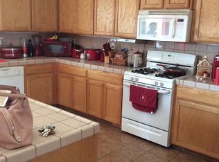 2216 Via Calabria Ave, Delano, CA 93215