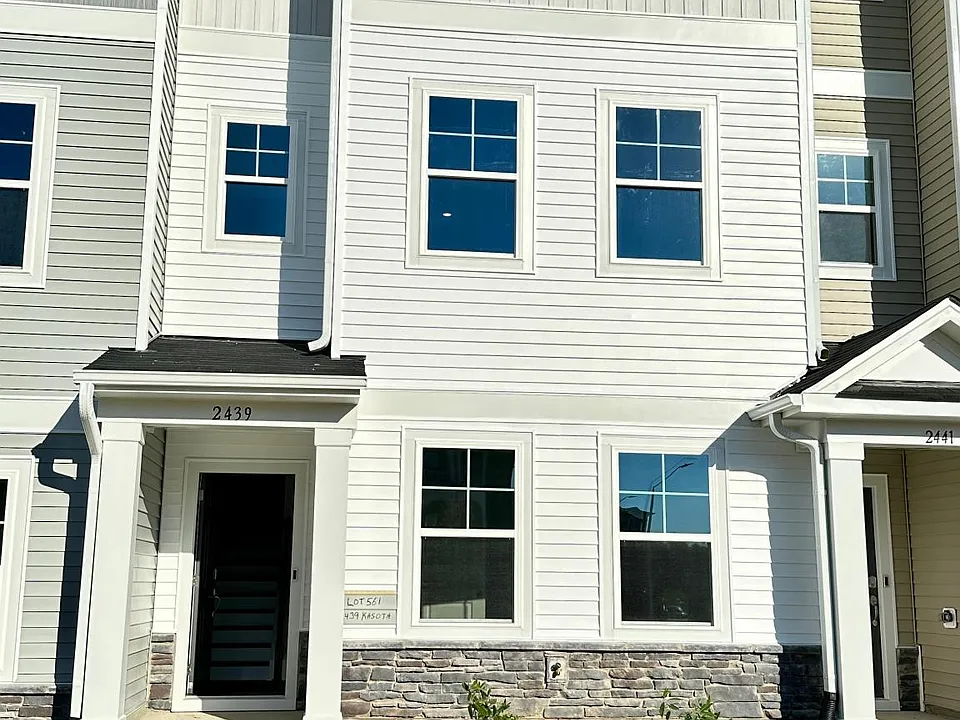 2439 Kasota Ln