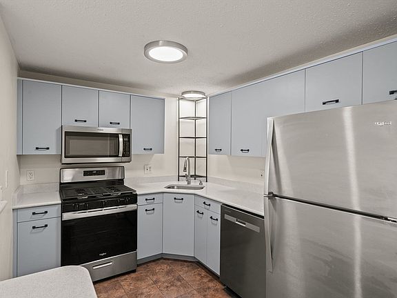 3rd image of 34 Newhall St APT 405
