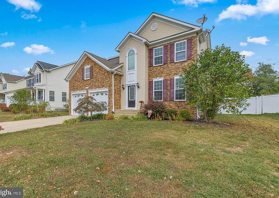 1st image of 24466 Broad Creek Dr