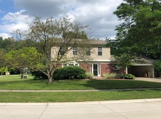 3870 Root Dr, Troy, MI 48083