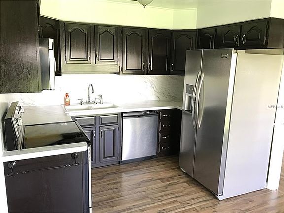 4th image of 104 Sandburg Ln