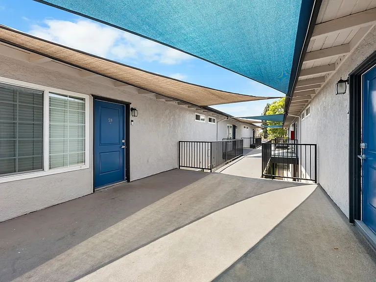 2701 W McFadden Ave — Photo 17