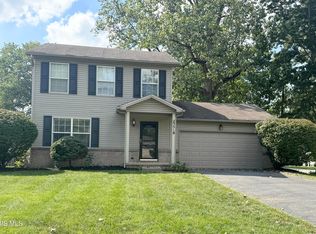3519 Indian Oaks Ln, Toledo, OH 43617