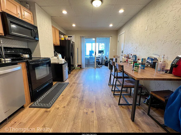 170 Chelsea St #3 — Photo 3