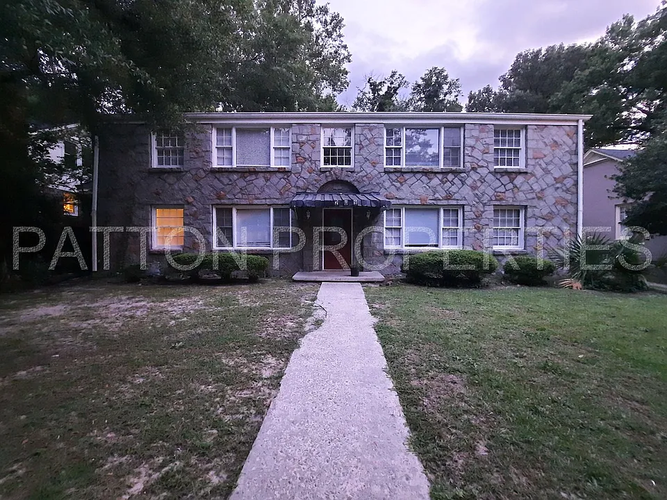209 S Harden St #209
