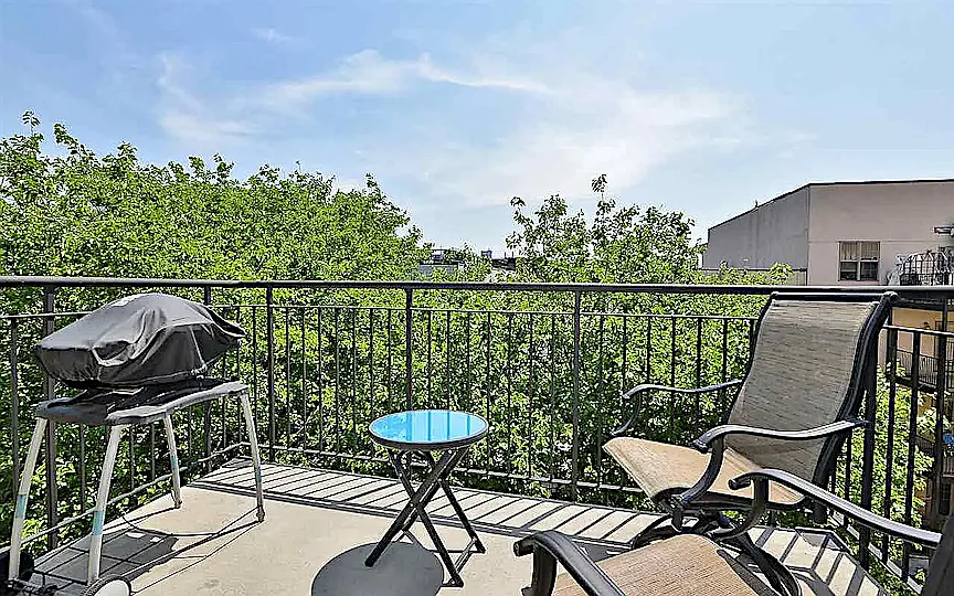 2 bed, 1331 sqft, $4,800 — Photo 3