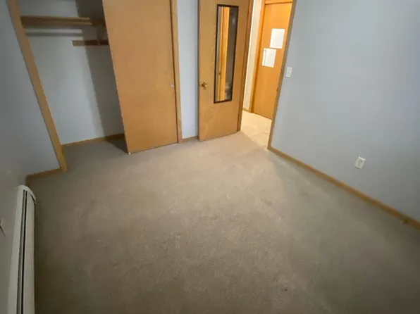 944 E St, 944 E St #4, Lincoln, NE 68508