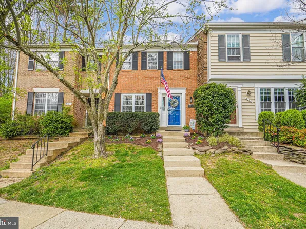 5766 Heritage Hill Dr, Alexandria, VA 22310