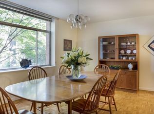 24 Bradbury St APT C, Cambridge, MA 02138