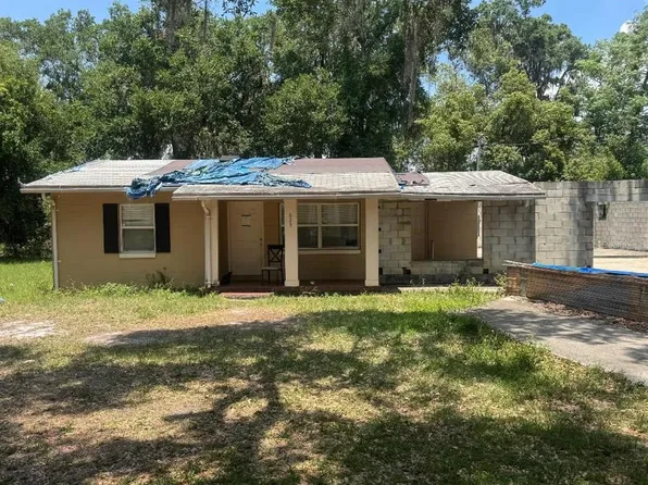 625 E Jackson Ave, Mount Dora, FL 32757