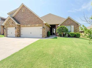 4309 NE Mossy Oak Dr, Lawton, OK 73507