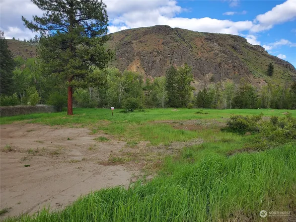 321 323 N Lincoln Street, Twisp, WA 98856