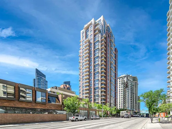 650 NE 10th St SW #1305, Calgary, AB T2P 5G4