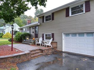 66 Woodbridge Rd, Newington, CT 06111