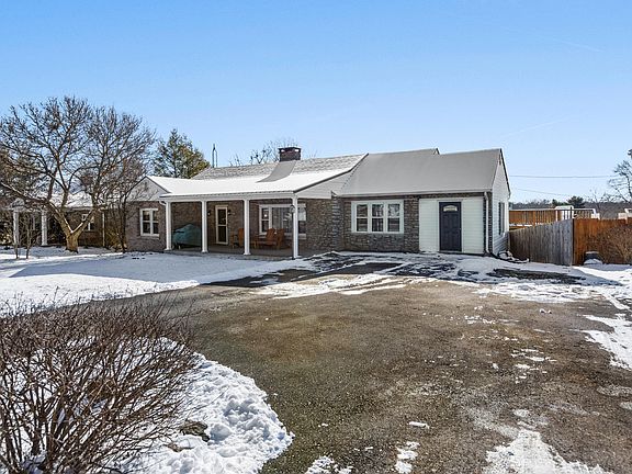 2nd image of 29 Horseshoe Dr