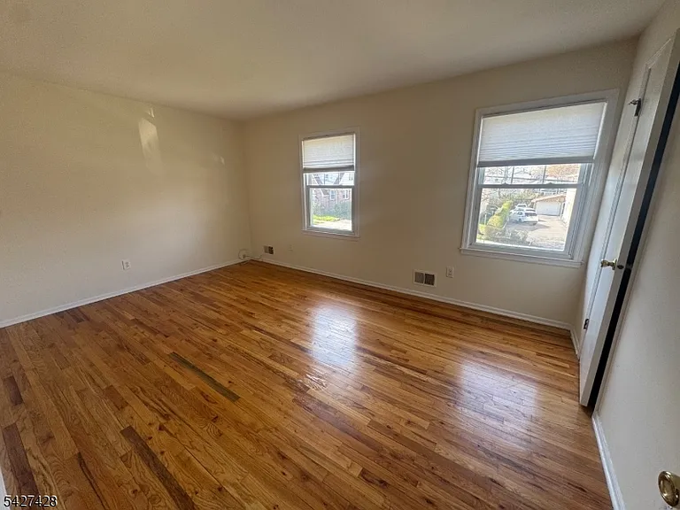 29 Aubrey St #A — Photo 11