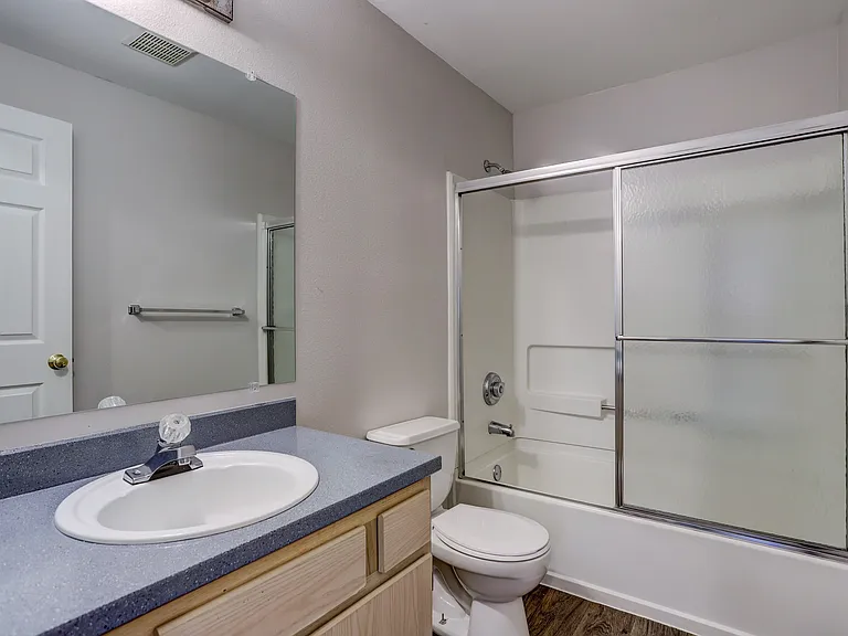 13334 SE Division St #1 — Photo 6