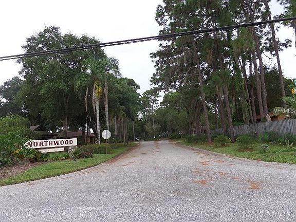 2nd image of 2827 Northwood Cir