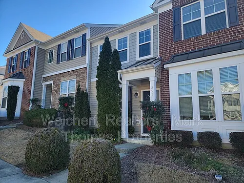 100-251 Stratford Lakes Dr Photo 1