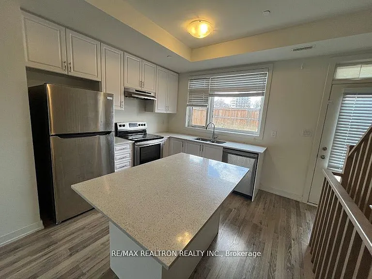 370 H Red Maple Rd #Townhouse 9 — Photo 3