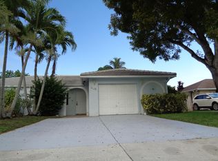 822 Lantern Tree Ln, Wellington, FL 33414