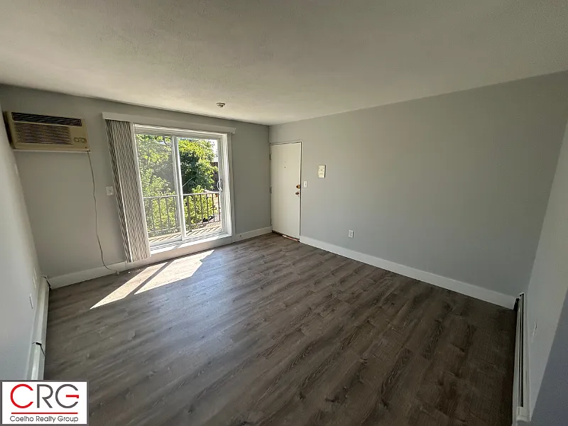 2 Meacham St — Photo 4