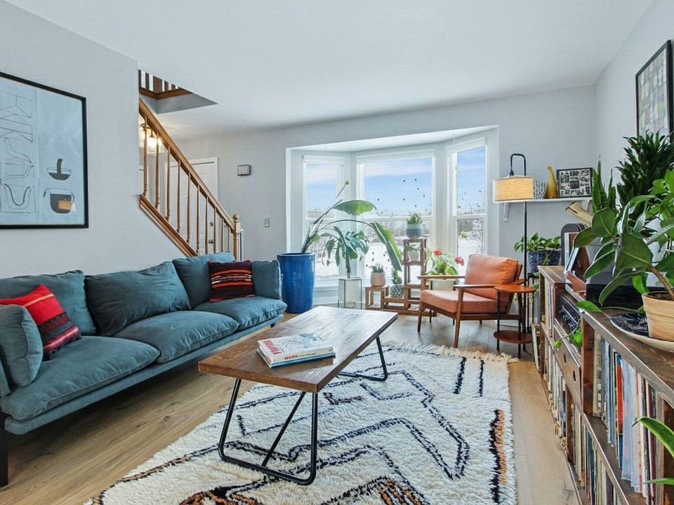 3220 Monument Dr, Ann Arbor, MI 48108 | Zillow