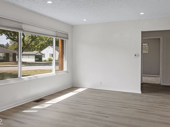 5th image of 5126 W 12th St