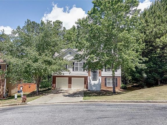 3rd image of 3630 Devon Ct NW