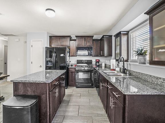 5th image of 12788 Luis Robles Ln