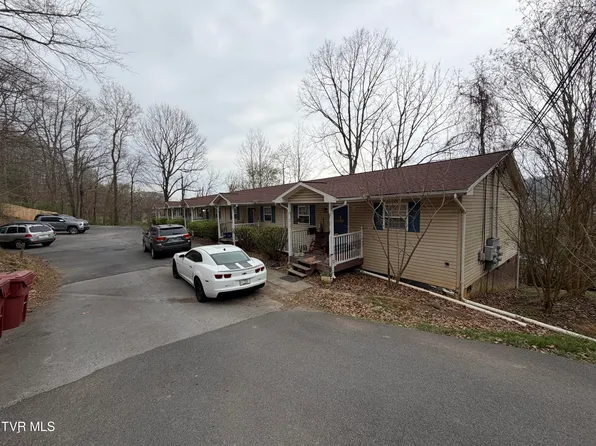 1308 Bell Ridge Rd, Johnson City, TN 37601