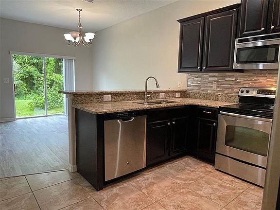 4th image of 11237 Savannah Landing Cir