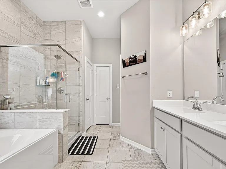 305 Rise Ln — Photo 31