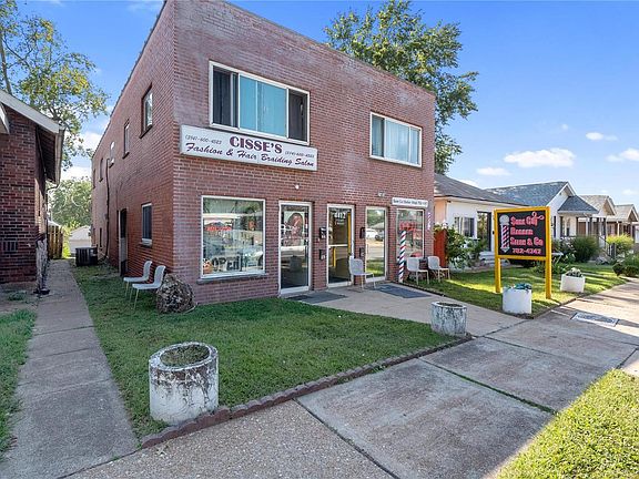 3rd image of 4412 Chippewa St