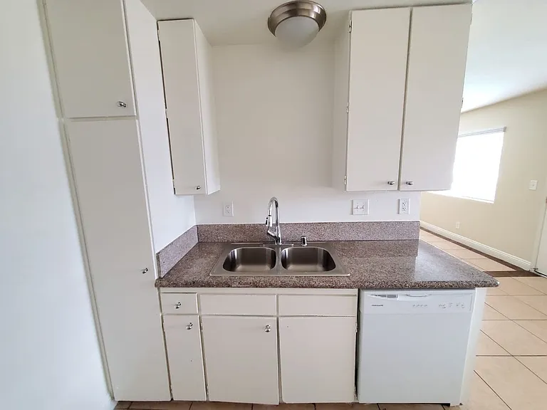 Villa Gardens Apts - Carmel Palm, LP — Photo 22