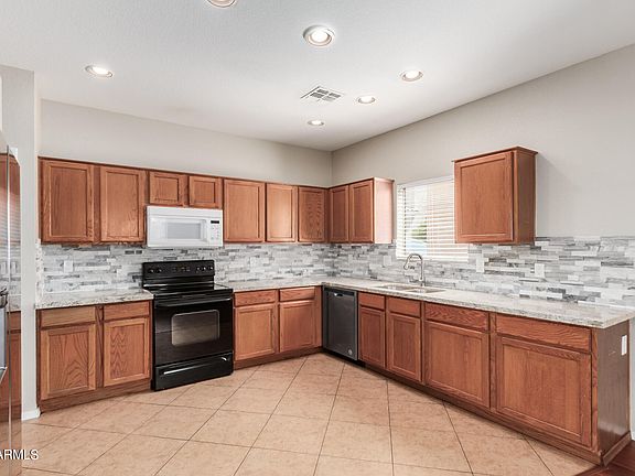 4th image of 1750 W UNION HILLS Drive #34