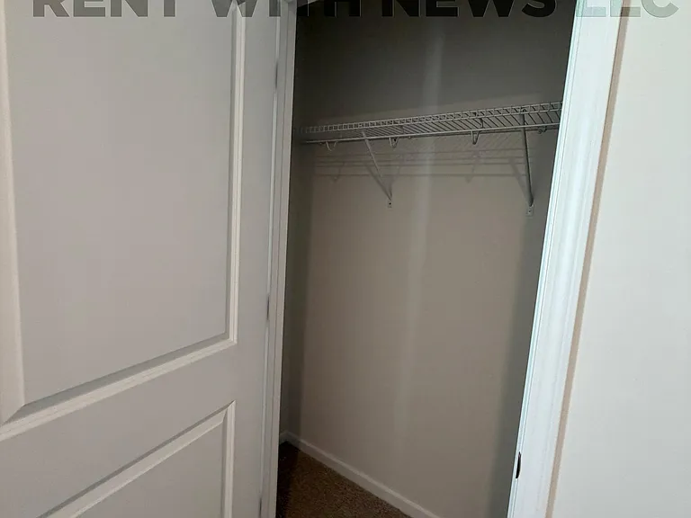 105 Brookberry Ct — Photo 27