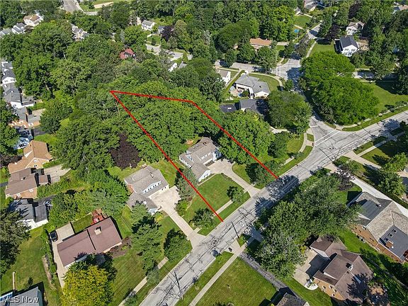 2nd image of 3380 Belvoir Blvd