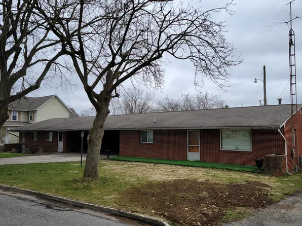 411 E Newell St, West Liberty, OH 43357
