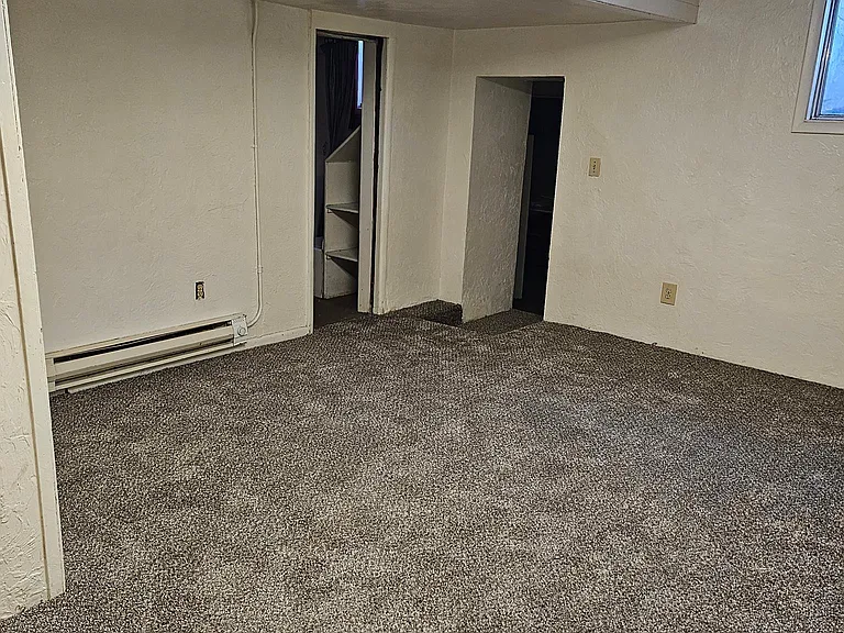 110 7th St #7 — Photo 2